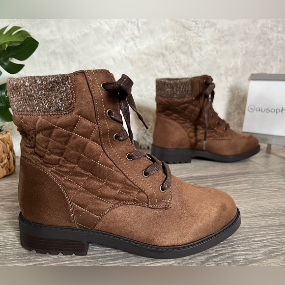 Serra quilted knit lace up combat boot in cognac. Size 8 - Picture 2 of 13